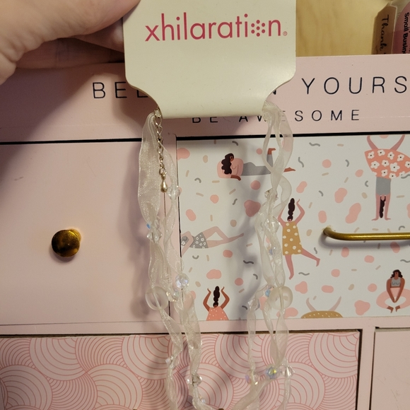 Lace & bead chocker - Picture 3 of 5